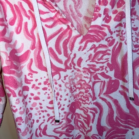 Lilly Pulitzer Pink and White Floral Swim Coverup - Picture 3 of 14